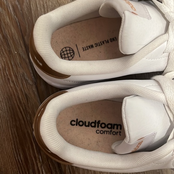 Women’s Adidas Cloudfoam Comfort size 9 1/2 - Picture 3 of 5